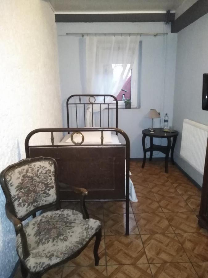 Zajazd Pod Roza Zielona Gora  Luaran gambar