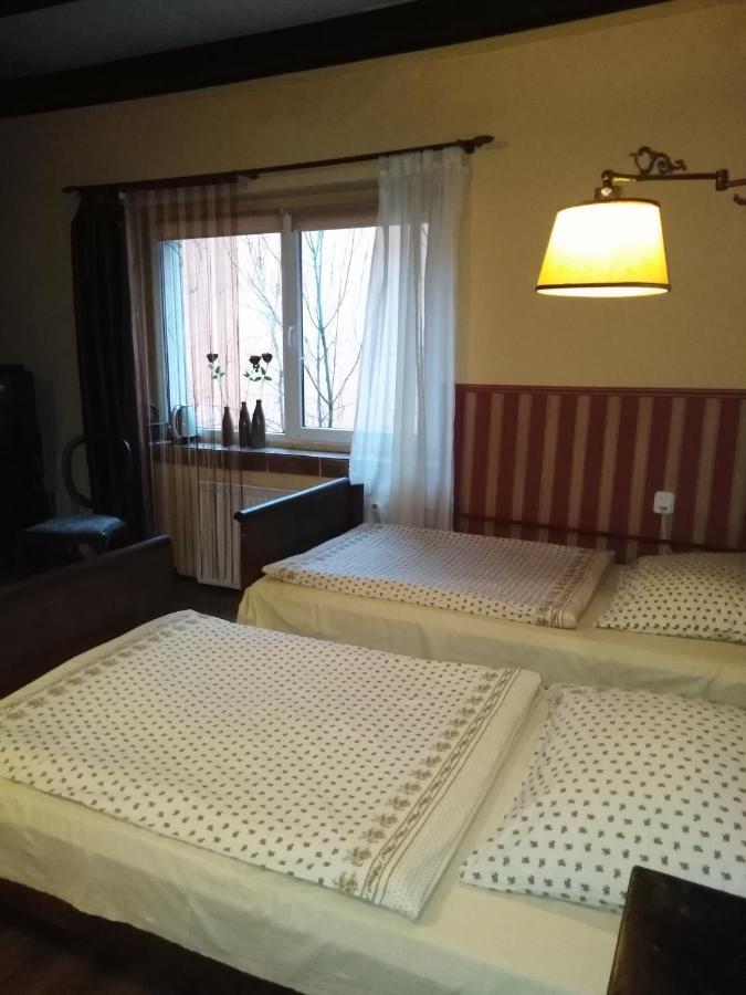 Zajazd Pod Roza Zielona Gora  Luaran gambar